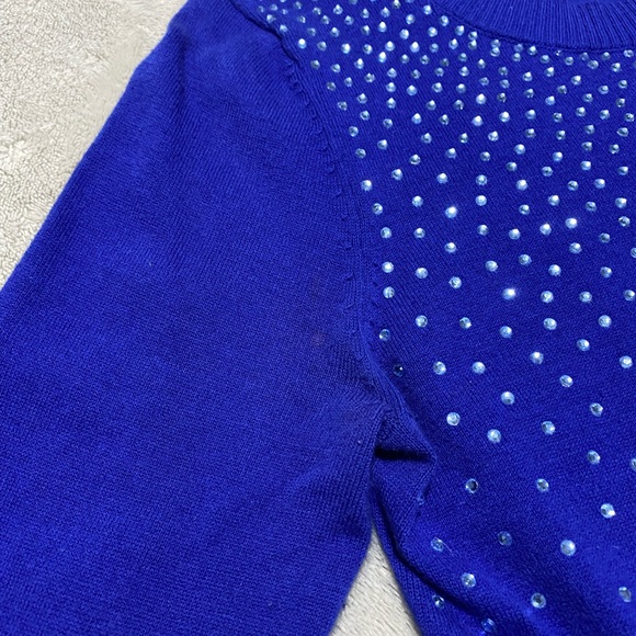 Crewneck with crystal studs - Picture 5 of 7